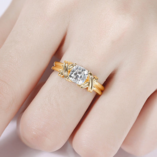 Knotted Band Statement Sormus | Kulta