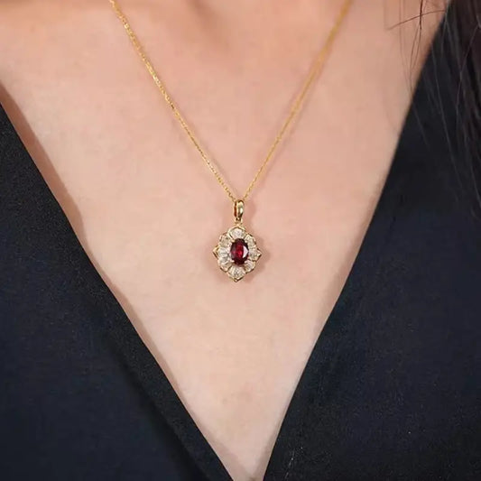 Kavella Solcrimson Kaulakoru | Kulta