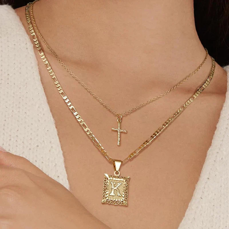 Cross Initial Kaulakorusetti | Kulta