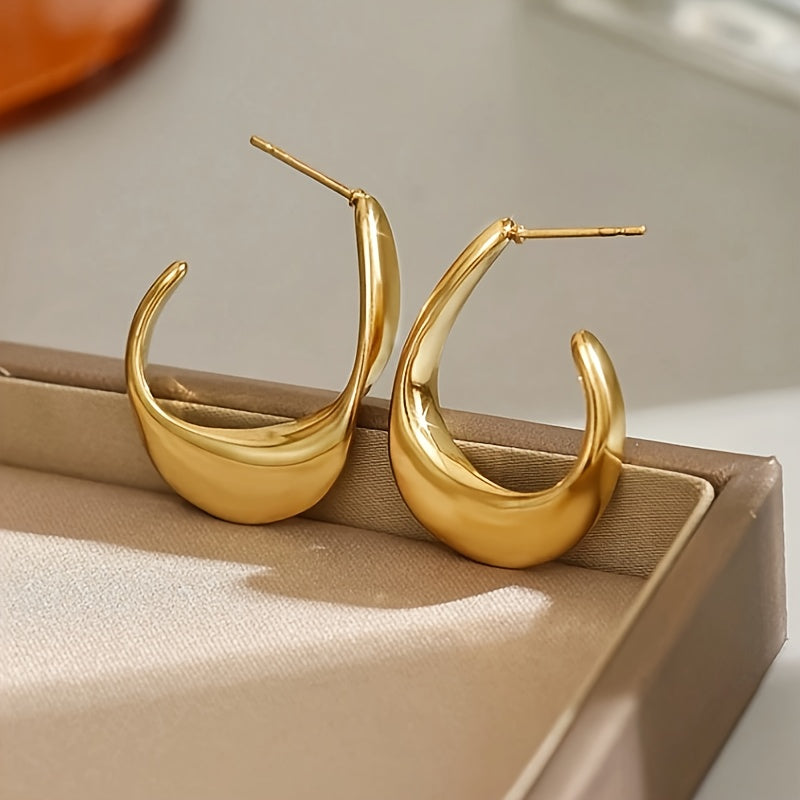 Sculpted Crescent Rengaskorvakorut | Kulta