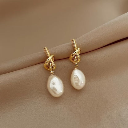 Knotted Helmi Elegance Korvakorut