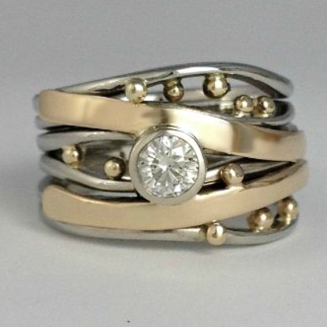 Hopea and Kulta Bezel Wrap Sormus