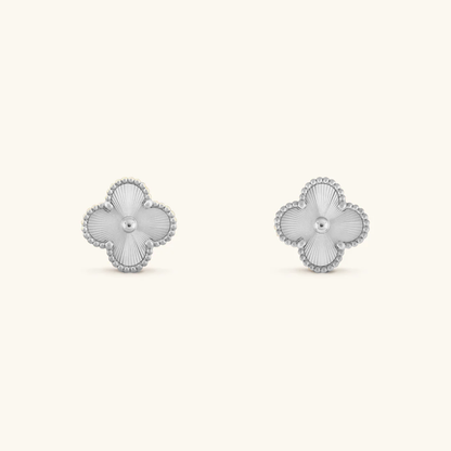 Clover Korvakorut