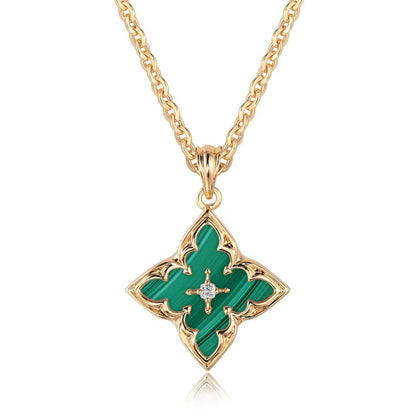Blue Clover Pendant Kaulakoru | Kulta