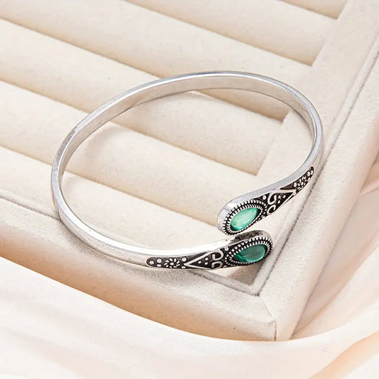Hopea Smaragdi Vintage Bangle
