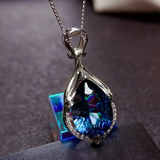 Hopea Safiiri Teardrop Kaulakoru