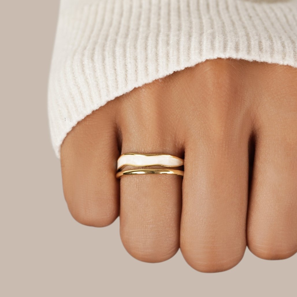 Kulta Sculptural Wrap Sormus