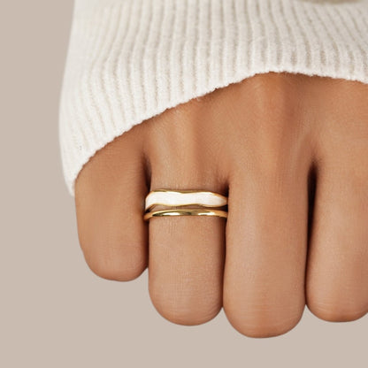 Kulta Sculptural Wrap Sormus