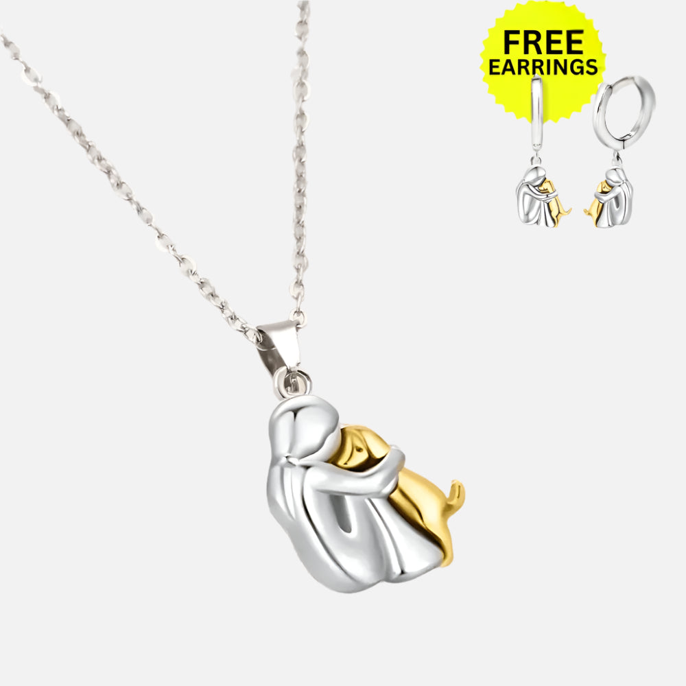 Wynter™ - Hug Pendant with Matching Korvakorut