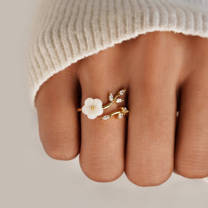 Kulta Floral and Leaf Open Sormus